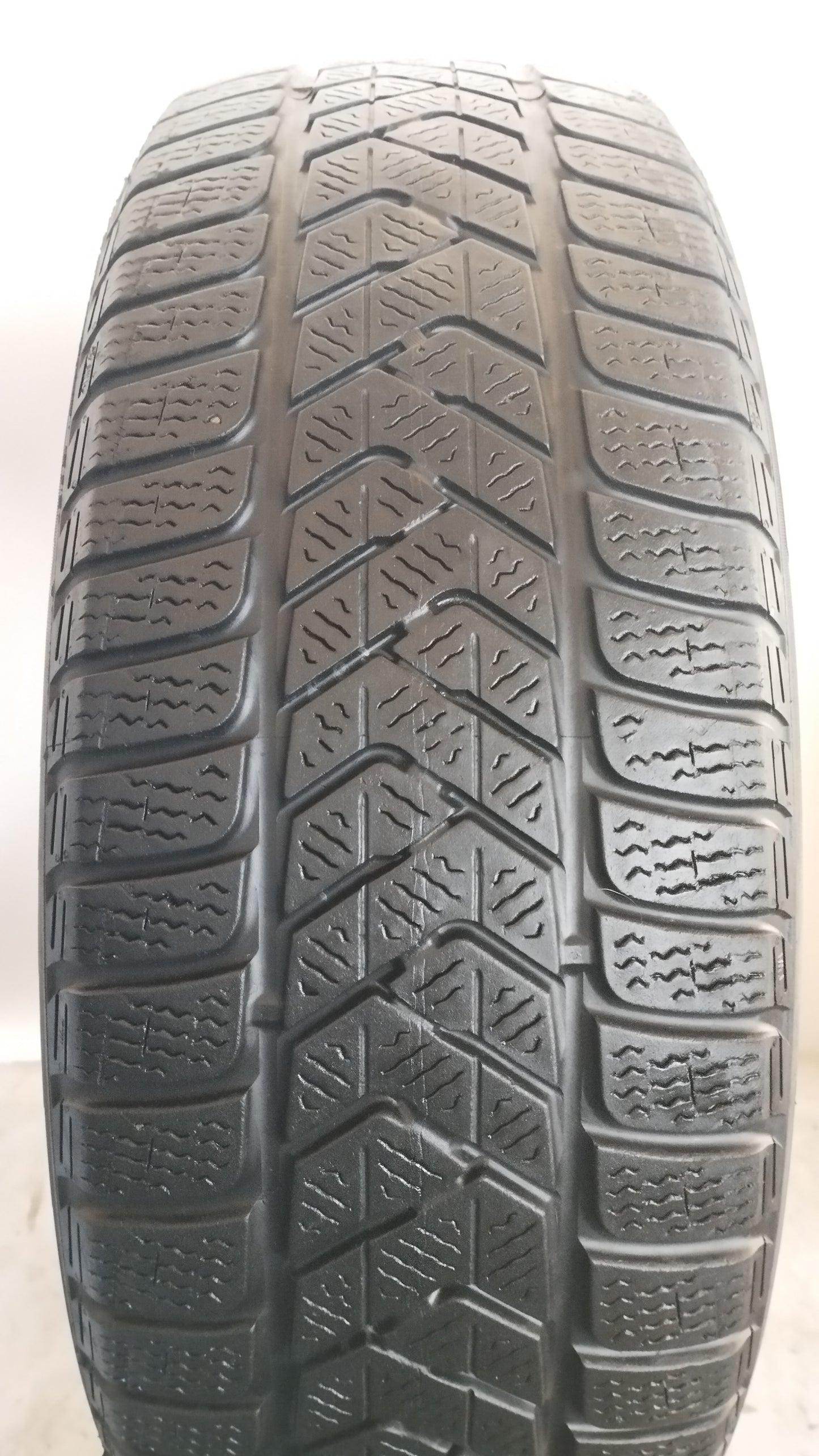 Pneumatico pirelli 215/55 r18 sottozero 3 art. X779