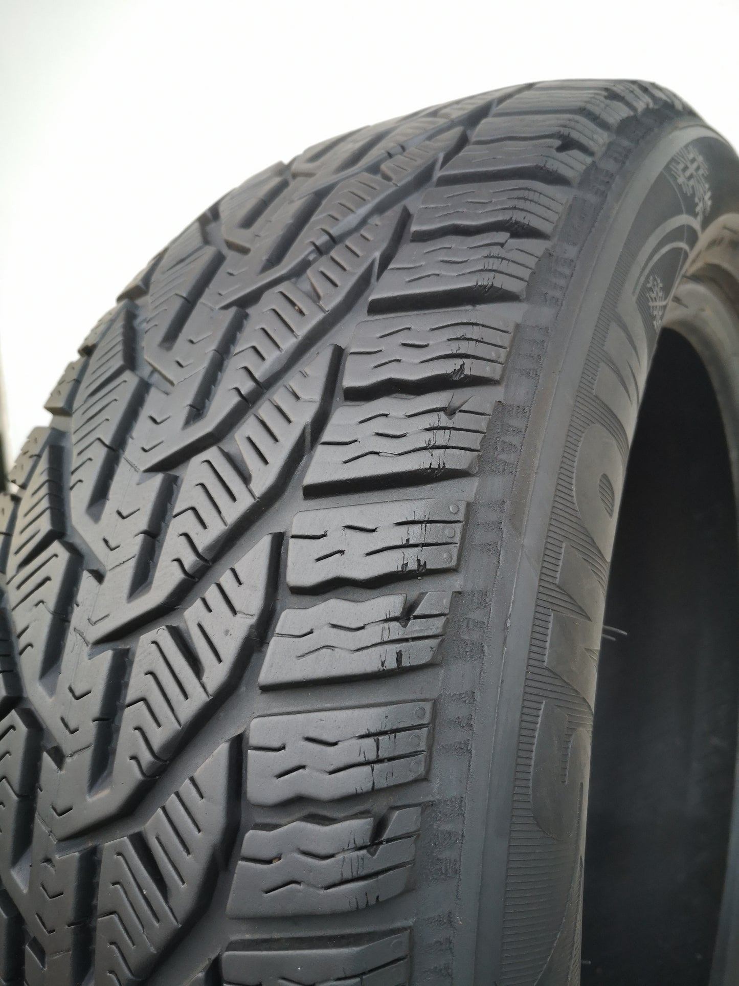 Riken 215/55 r17 snow art. X774