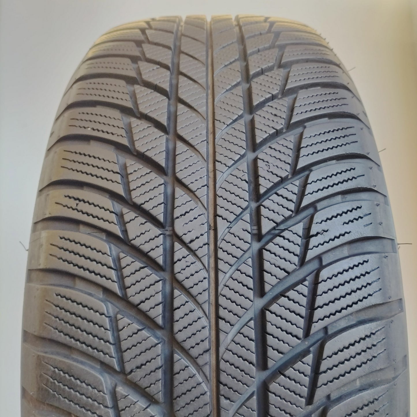 Bridgestone 205/55 r16 driveguard winter runflat art. X761