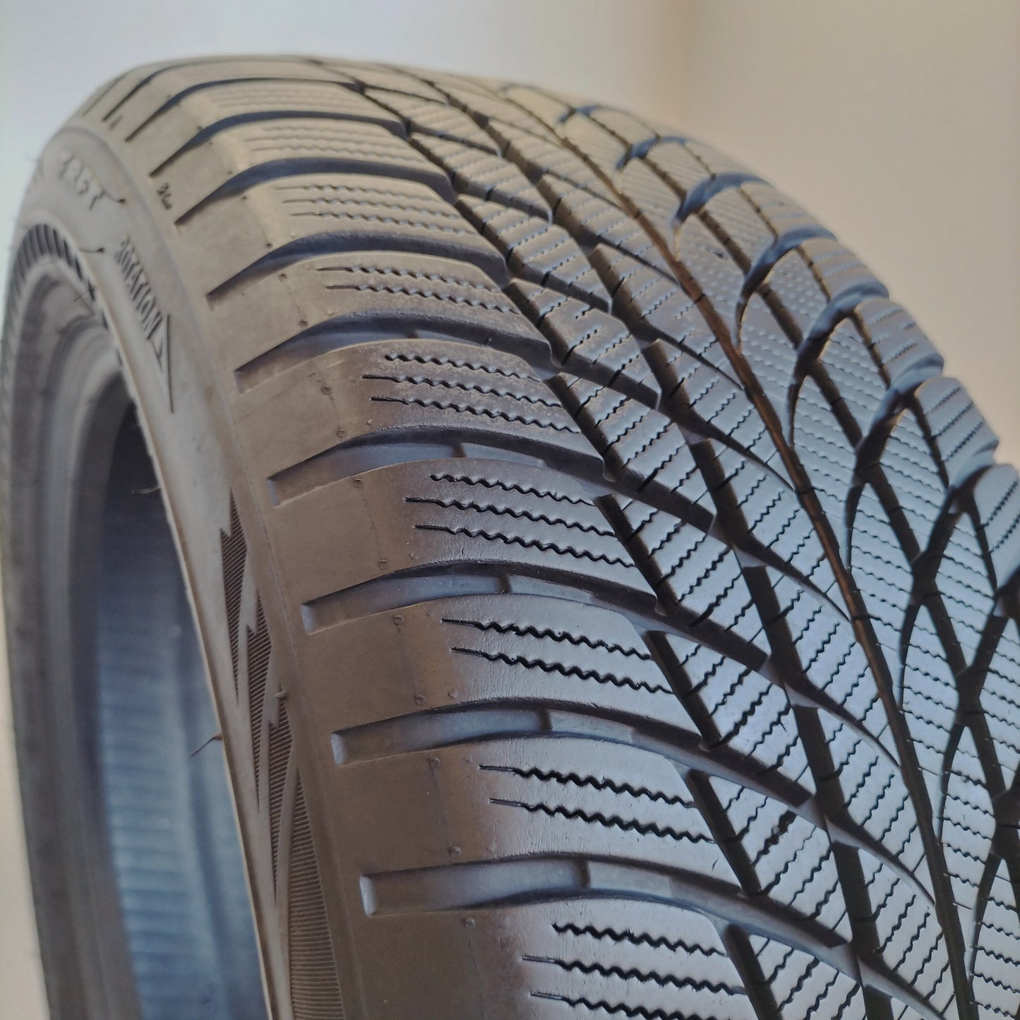 Bridgestone 205/55 r16 driveguard winter runflat art. X761