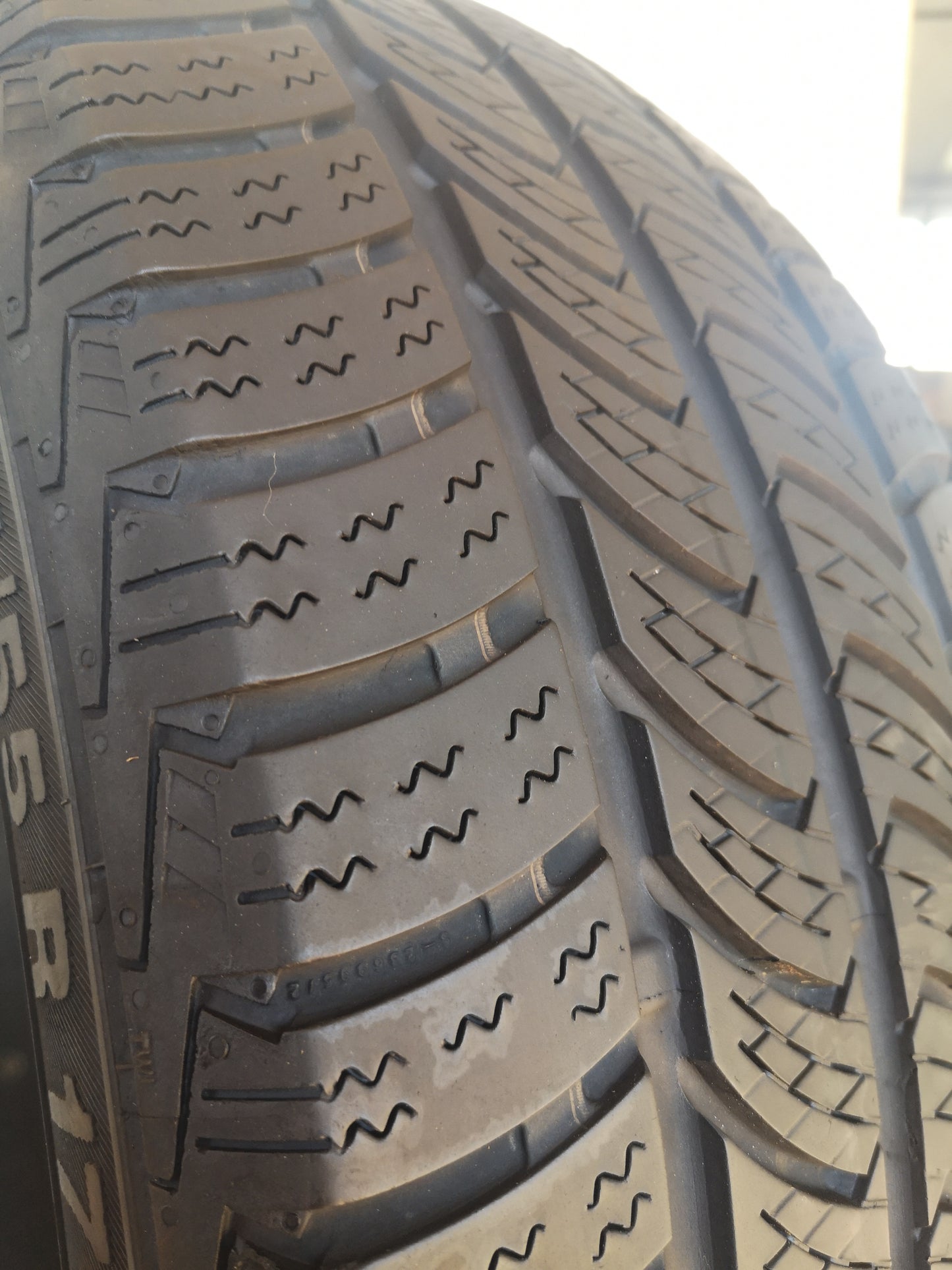 Continental 225/55 r17 vancowinter 2 art. G140