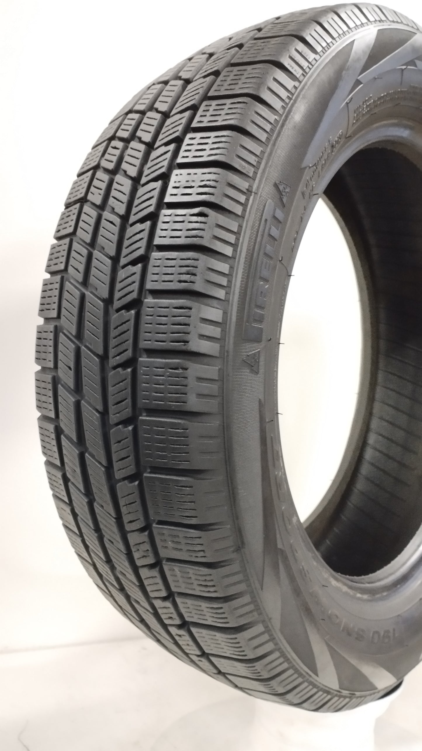 Pirelli 195/60 r16 snowspoprt winter 190 art. G15