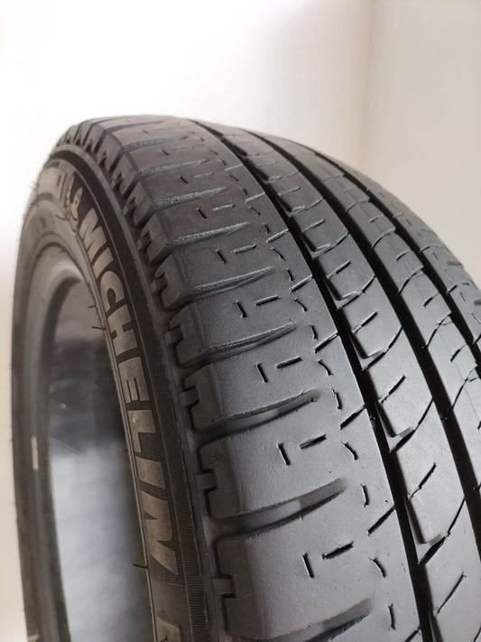 Michelin 215/60 r17 agilis art. G160
