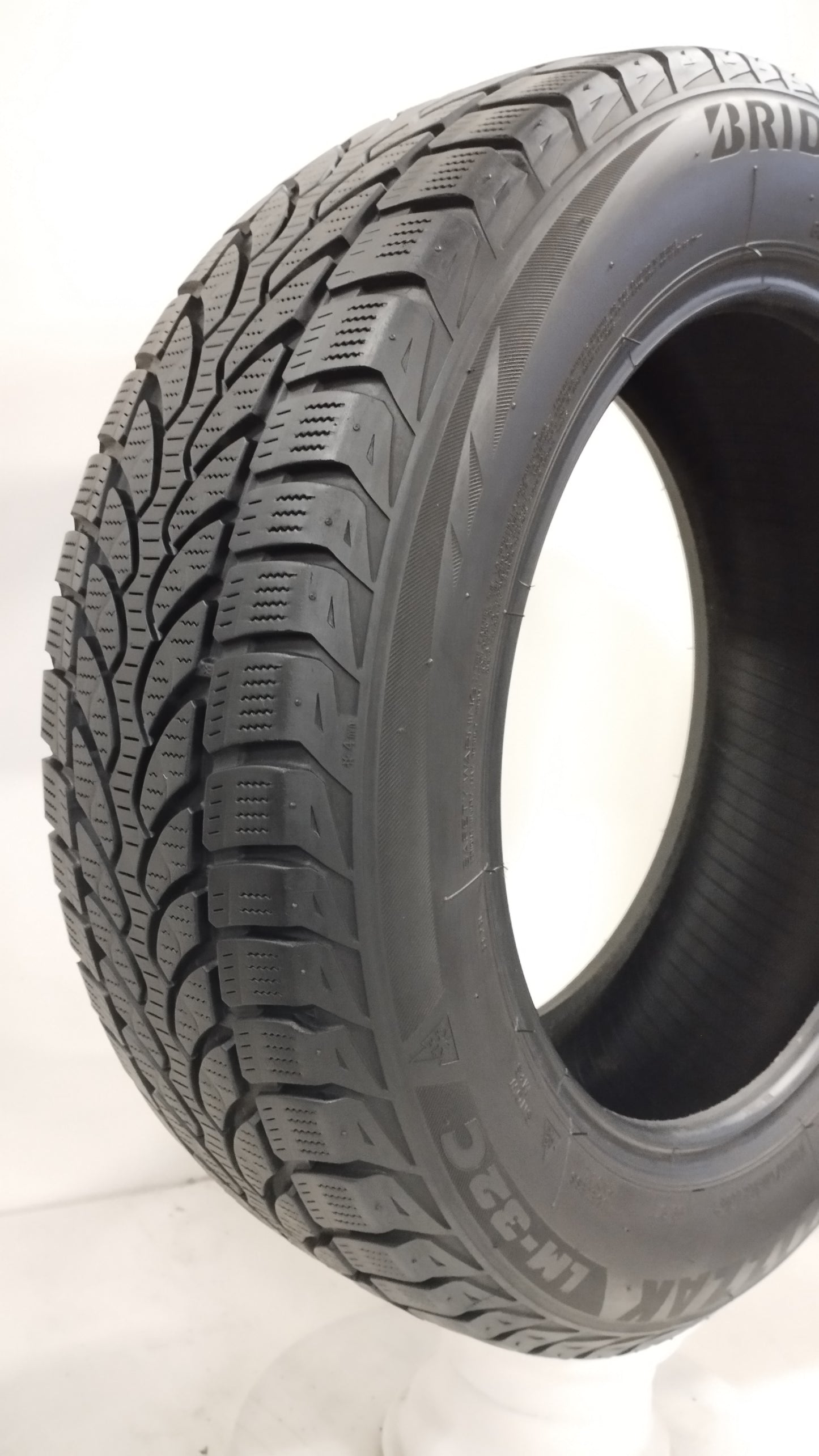 Bridgestone 195/60 r16 blizzak lm32 c. Art. G17