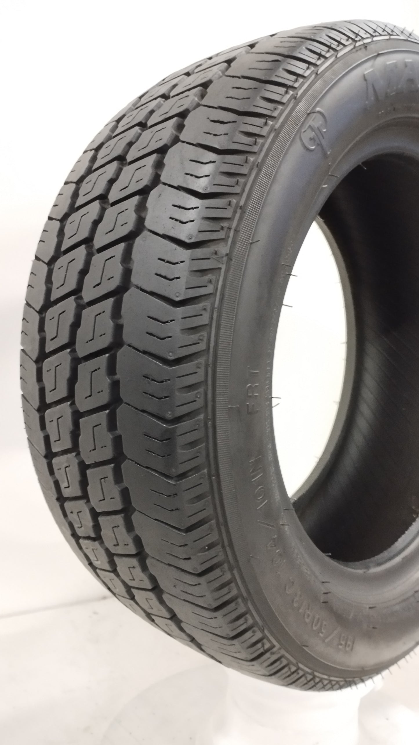 Maxmiller 195/50 r13 steelbelted art. G18
