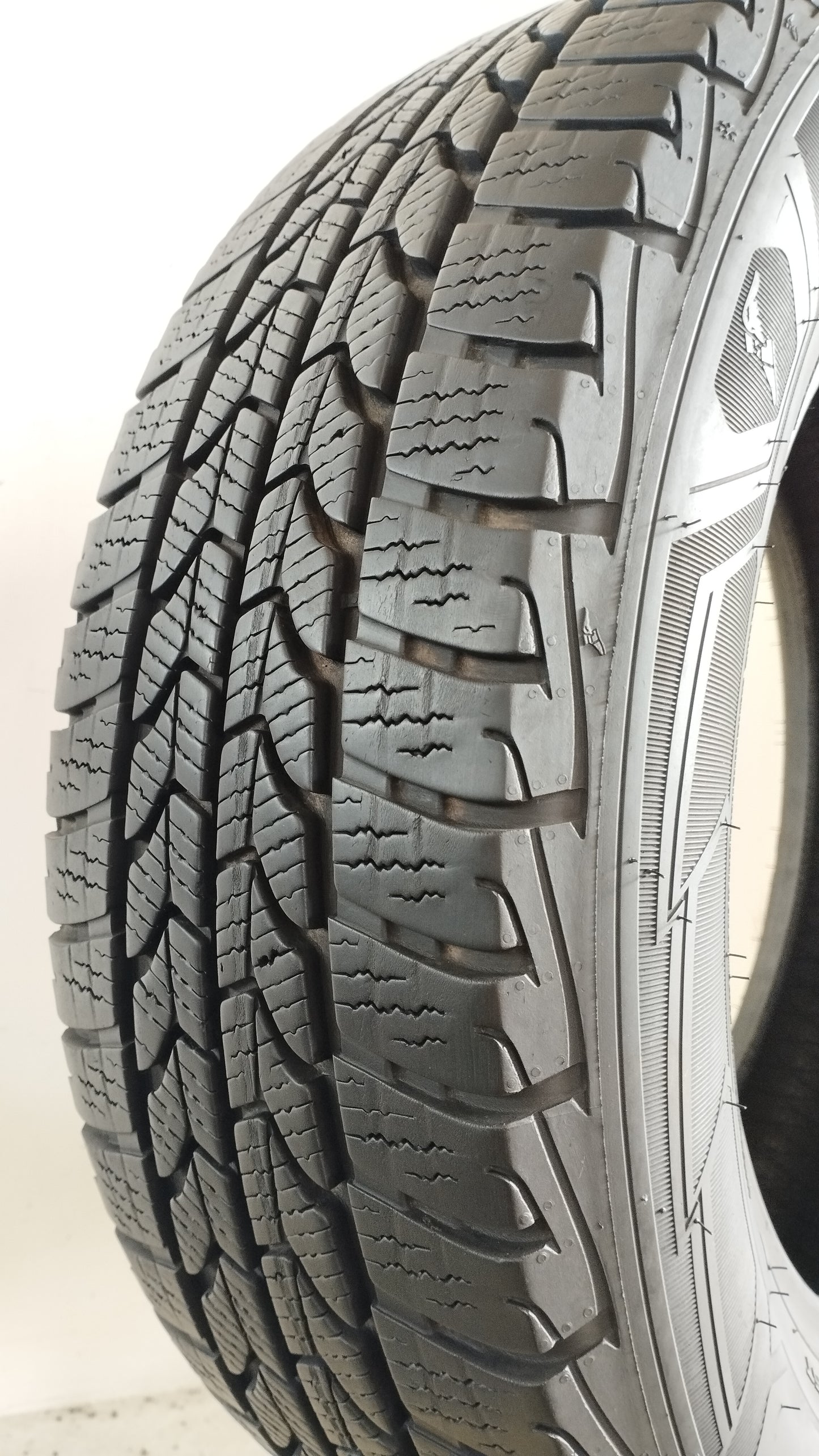 Goodyear 205/65 r16 c. Ultragrip cargo art. G1