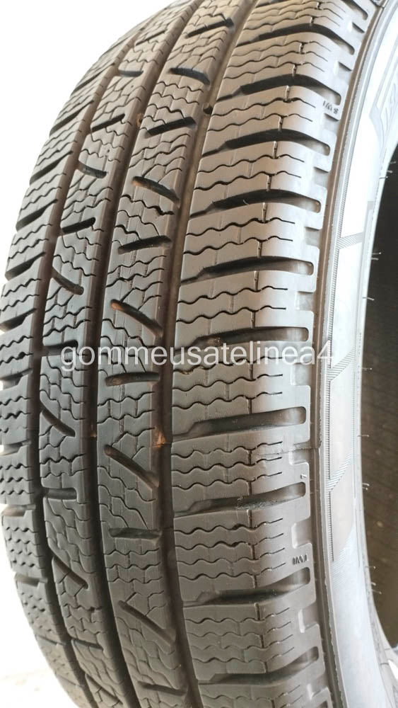 Pirelli 195/60 r16 c. Carrier winter art. G207