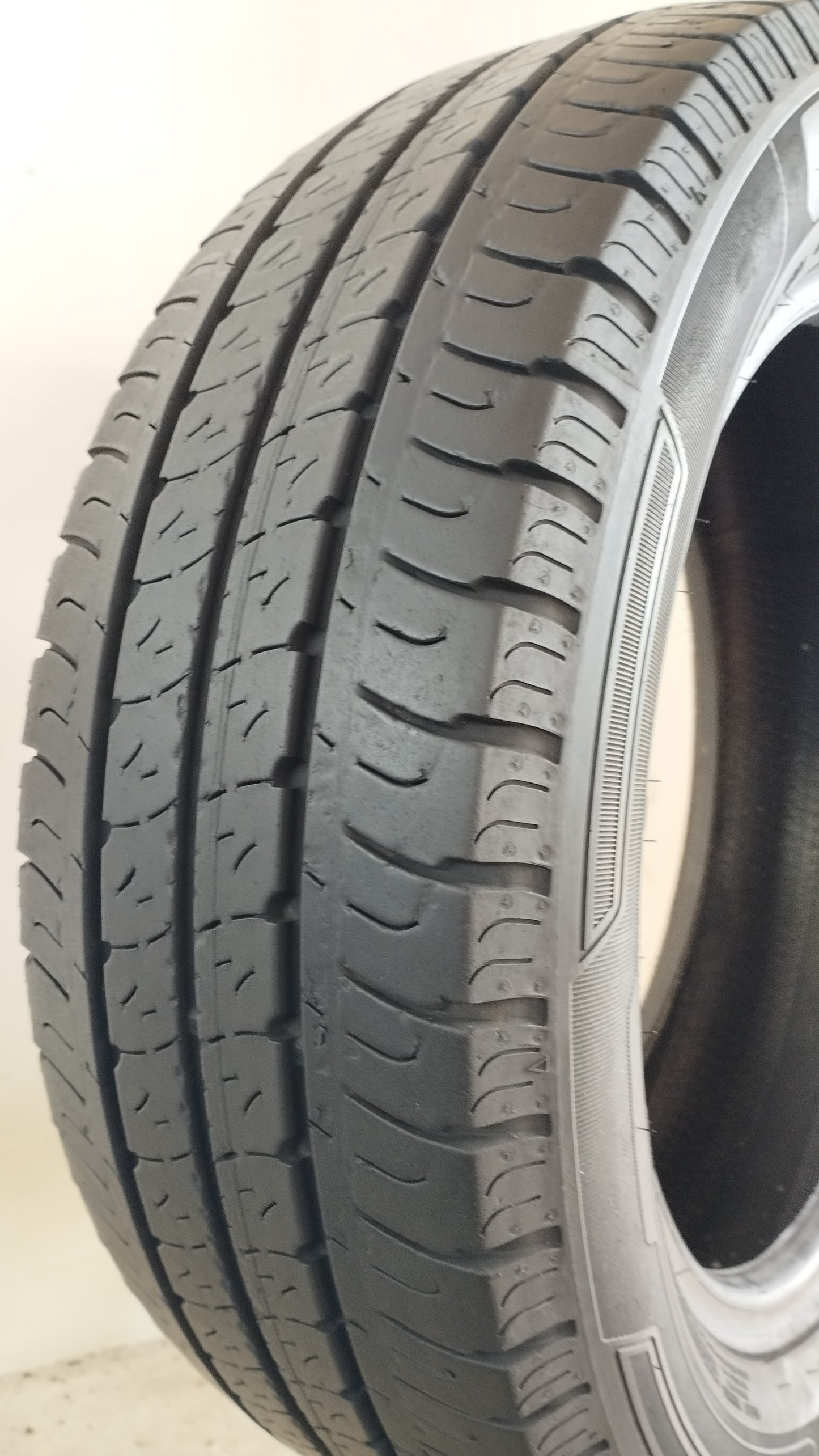 Goodyear 195/60 r16 efficientgrip cargo art. G3