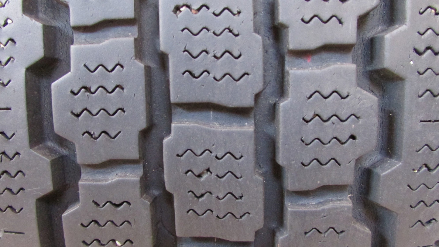 Bridgestone 205/65 r16 blizzak w800 art. G99