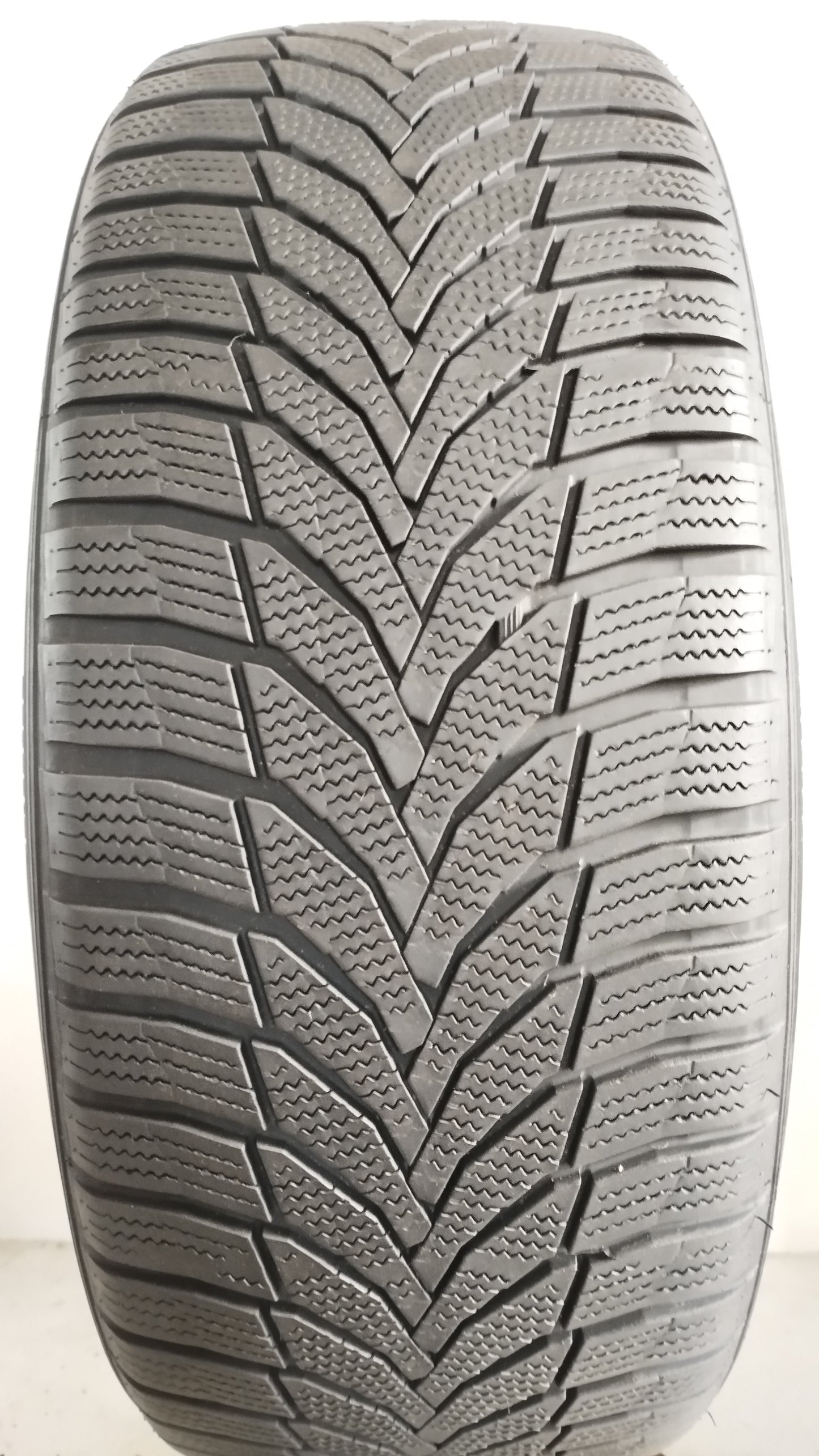 Nexen 235/45 r19 winguard sport 2 art. X2