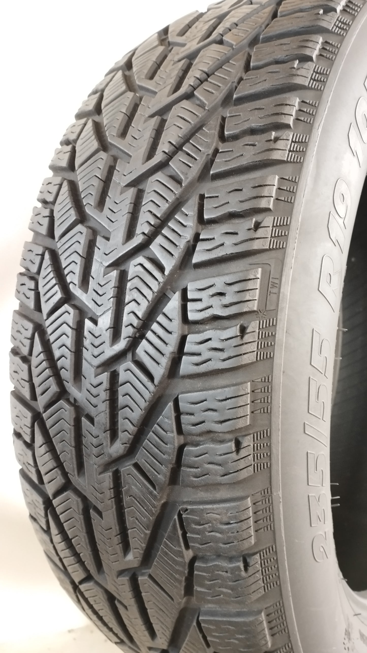 Tigar 235/55 r19 suv winter art. X13
