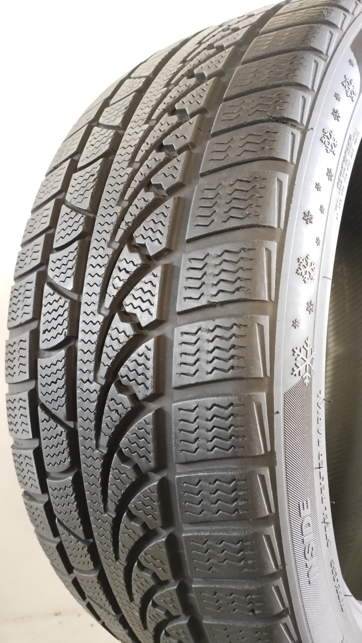 Starmaxx 225/45 r17 w850 ice gripper art. X19