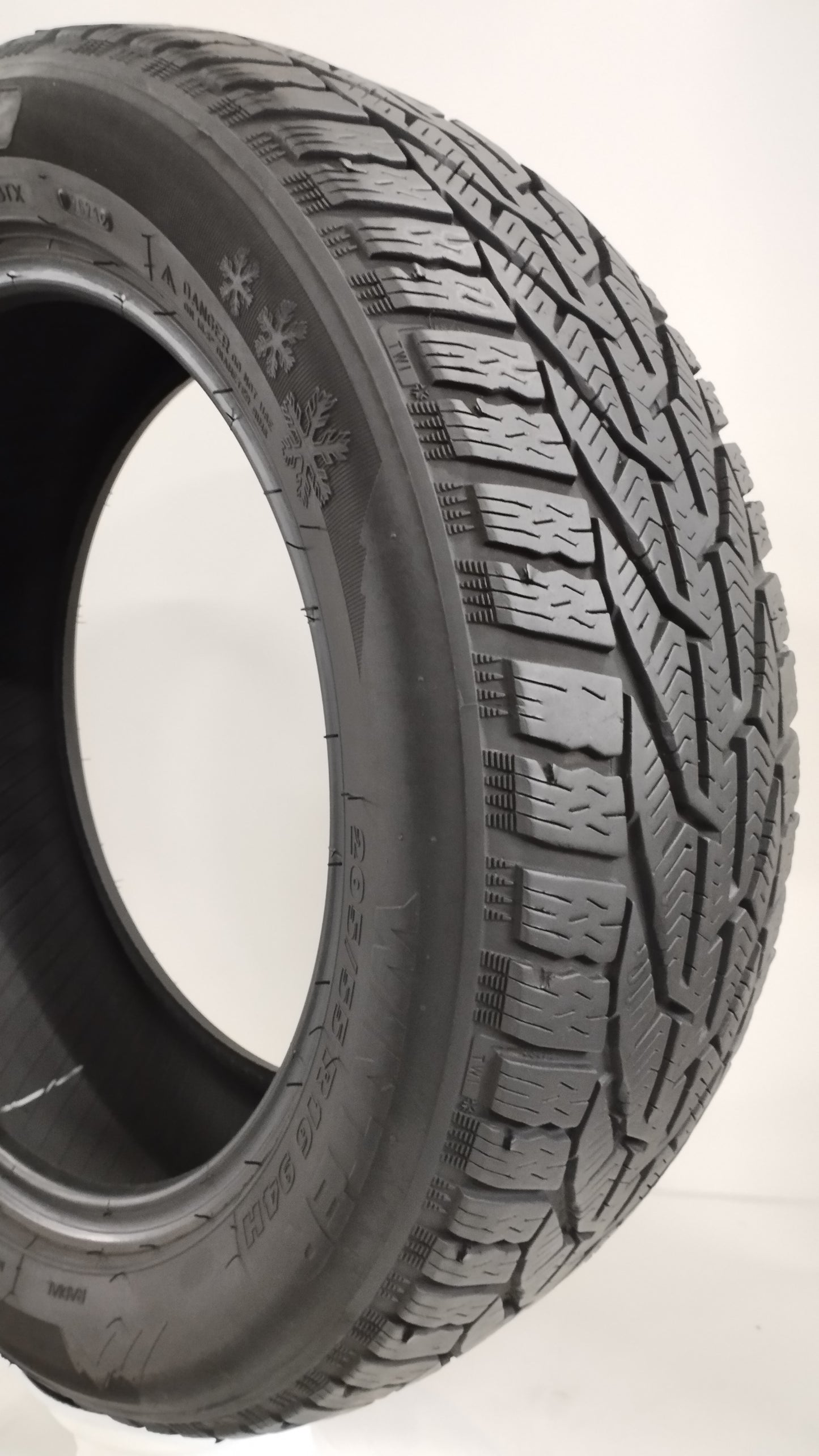 Taurus 205/55 r16 winter art. x240