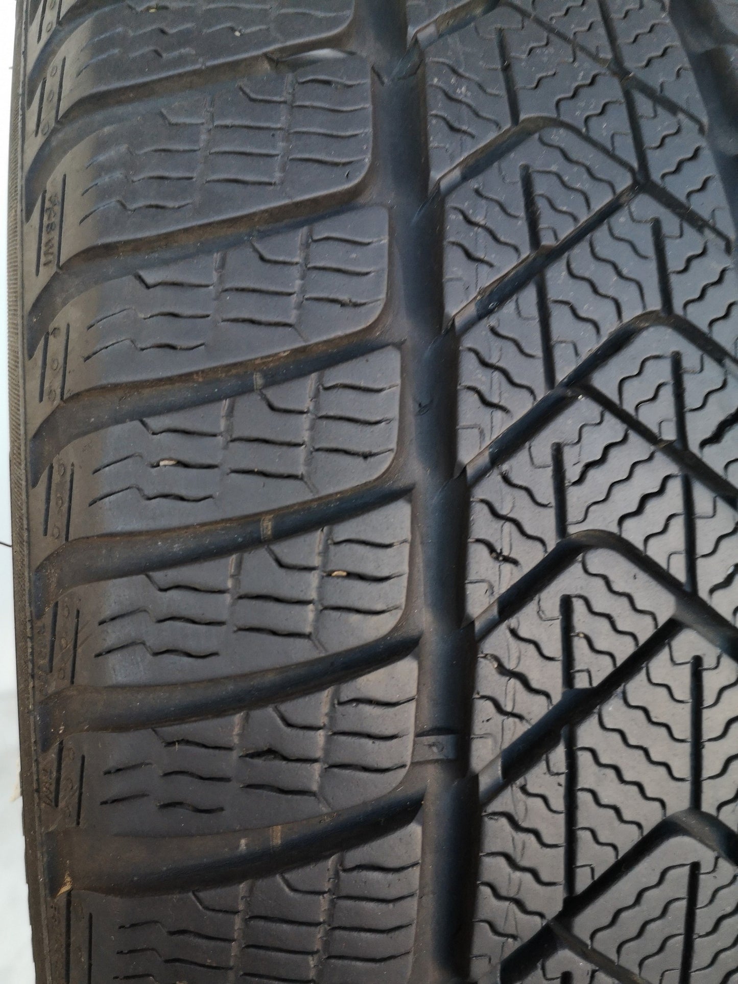 Bridgestone 205/60 r15 drive guard winter art. X757