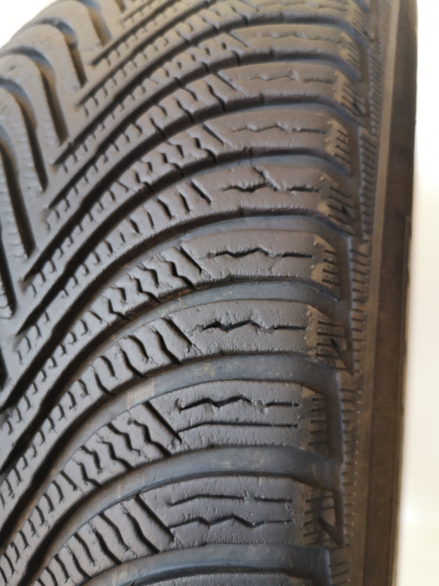 Michelin 215/65 r17 alpin 5 art. X995