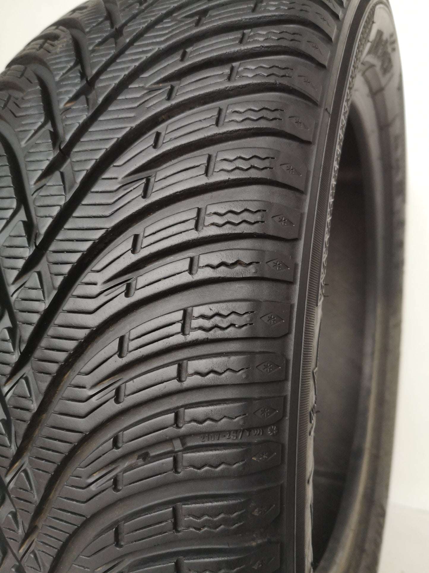 Kleber 215/50 r 17 krisalp hp3 art. X992