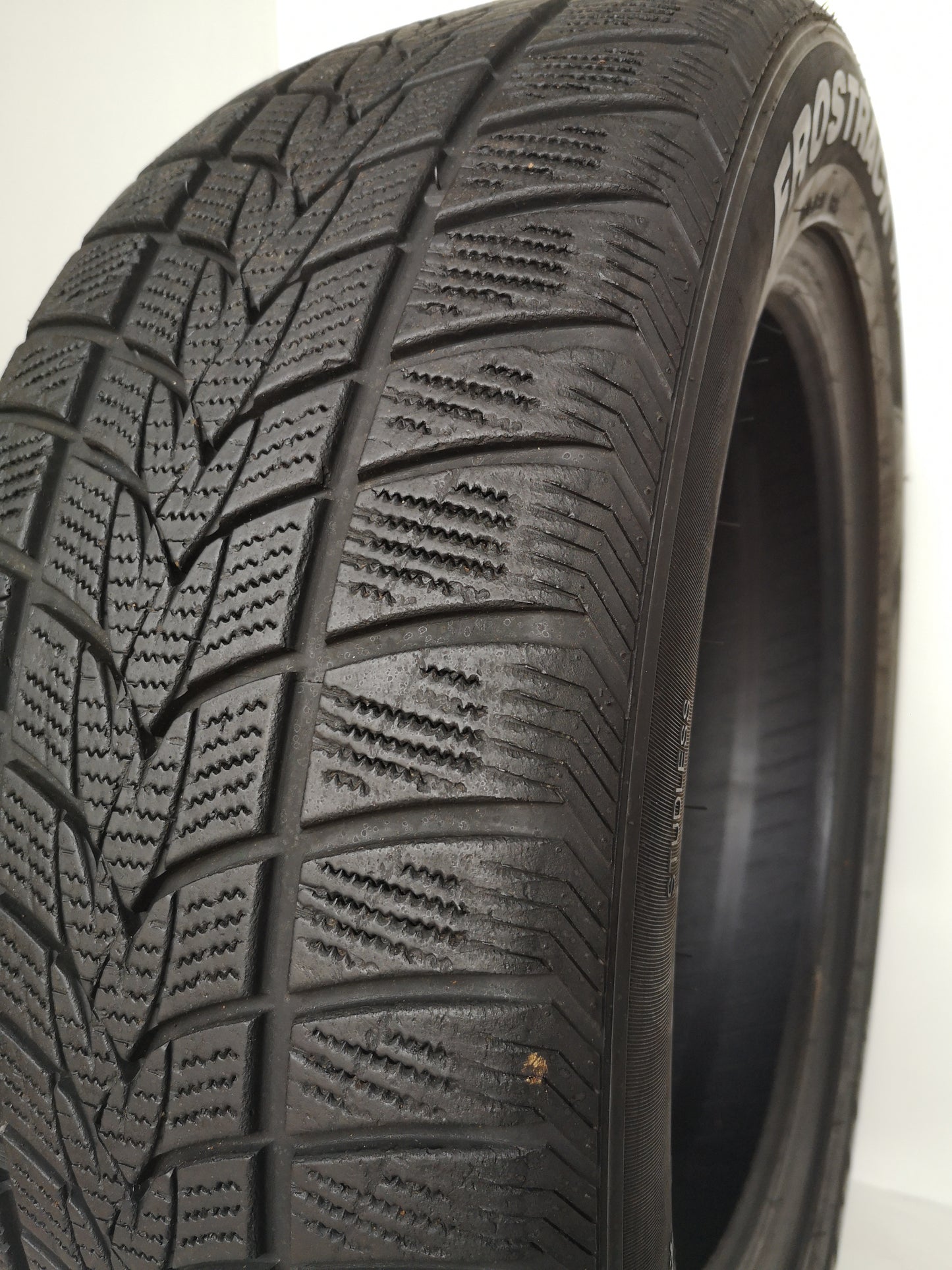 minerva 225/55 r18 frostrack art. X195
