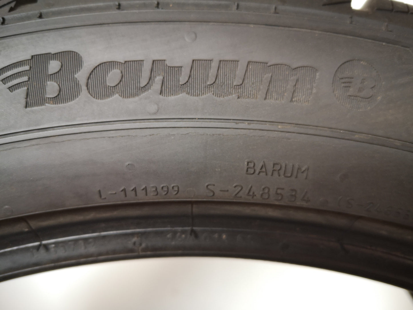 Barum 245/45 r19 polaris 5 art. X135