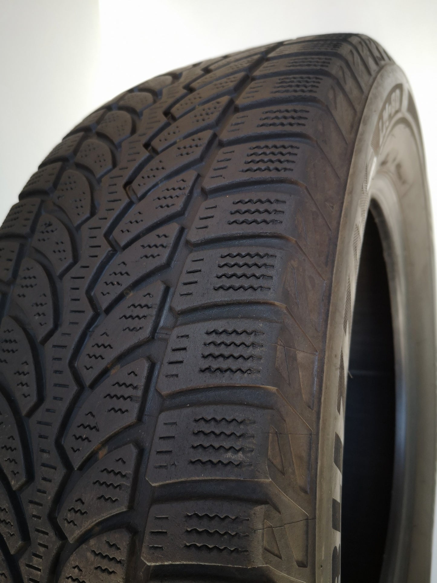 Bridgestone 225/60 r17 blizzak lm80 art. X100