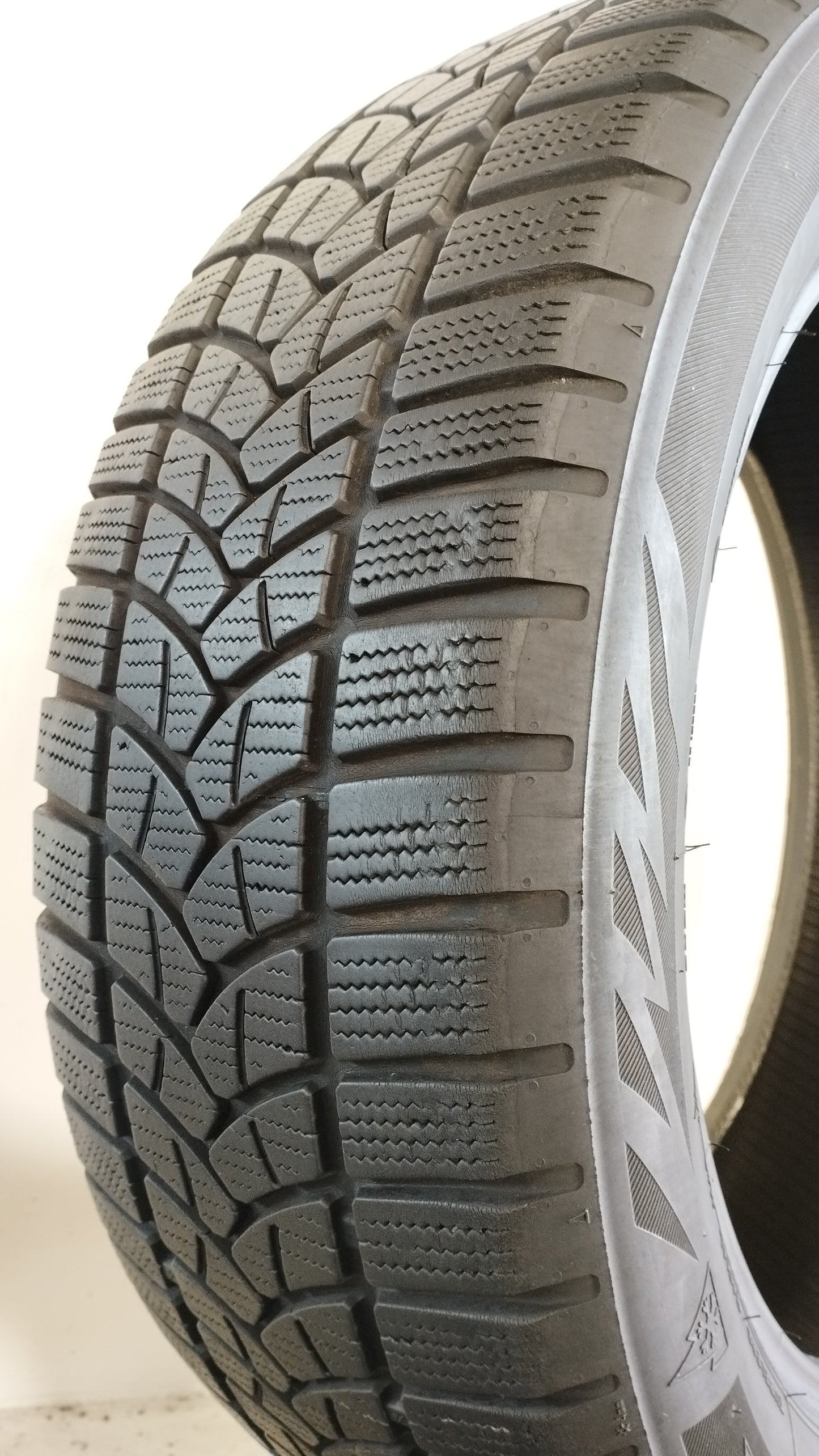 Firestone 215/55 r18 destination winter art. X111