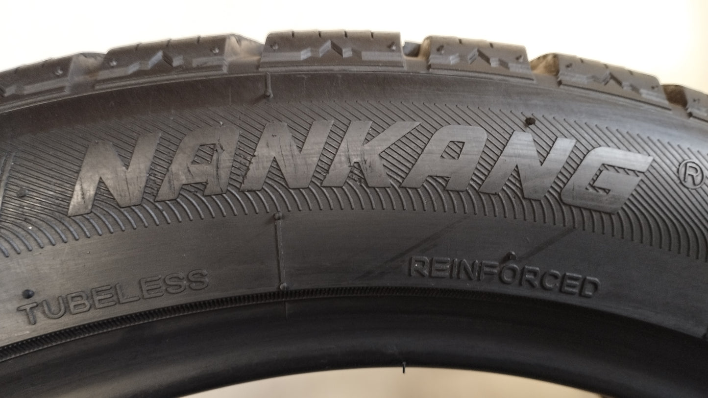 Nankang 235/45 r19 winteractiva sv55 art. X112