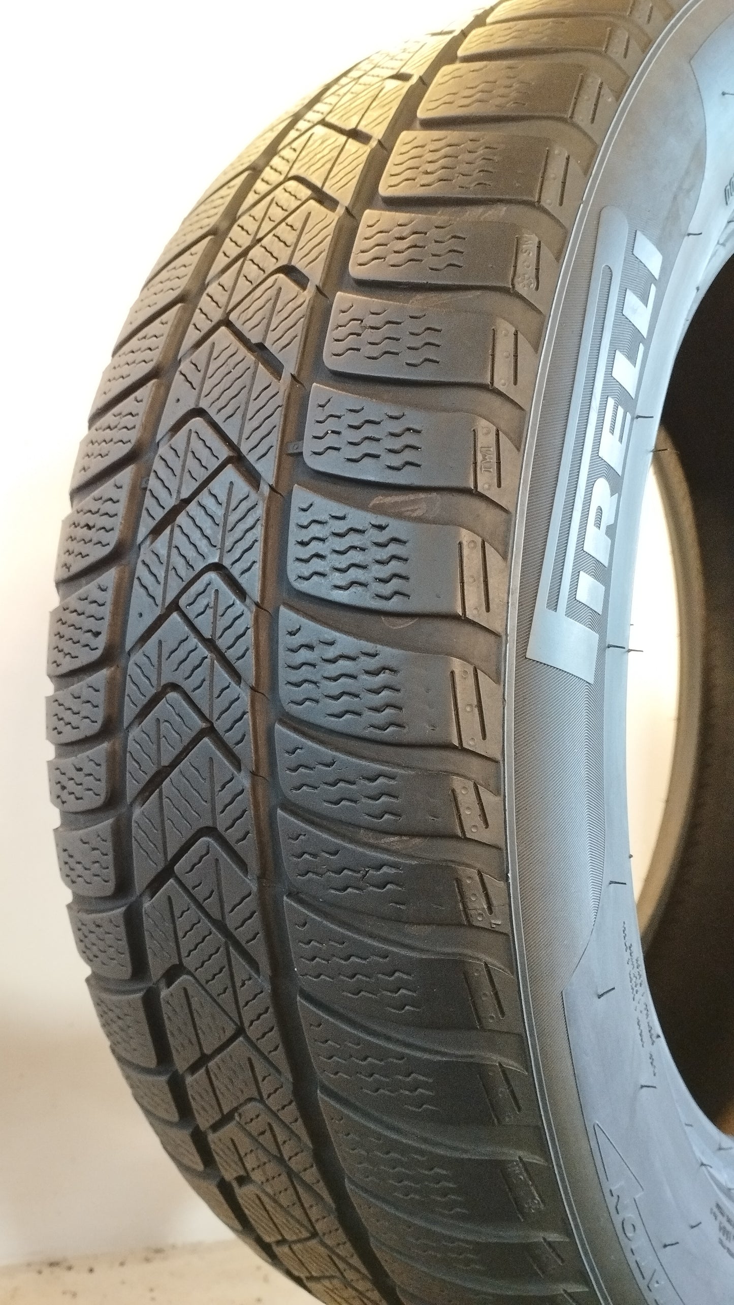 Pirelli 225/55 r17 sottozero winter 3 art. X115
