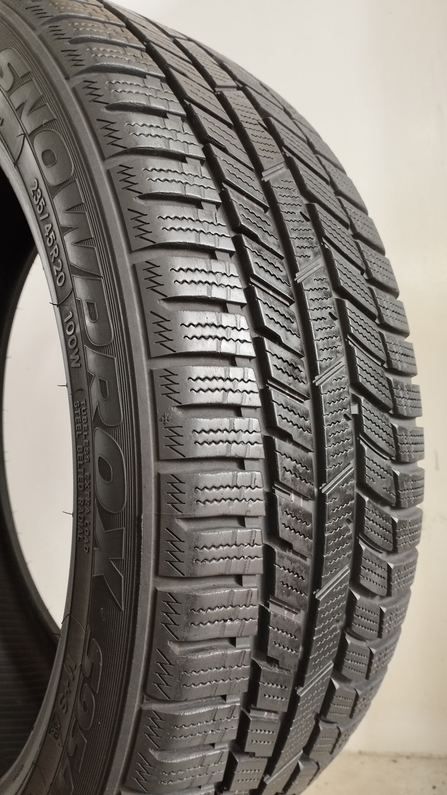 Toyo 235/45 r20 snowprox s 954 cod. X124 - x126