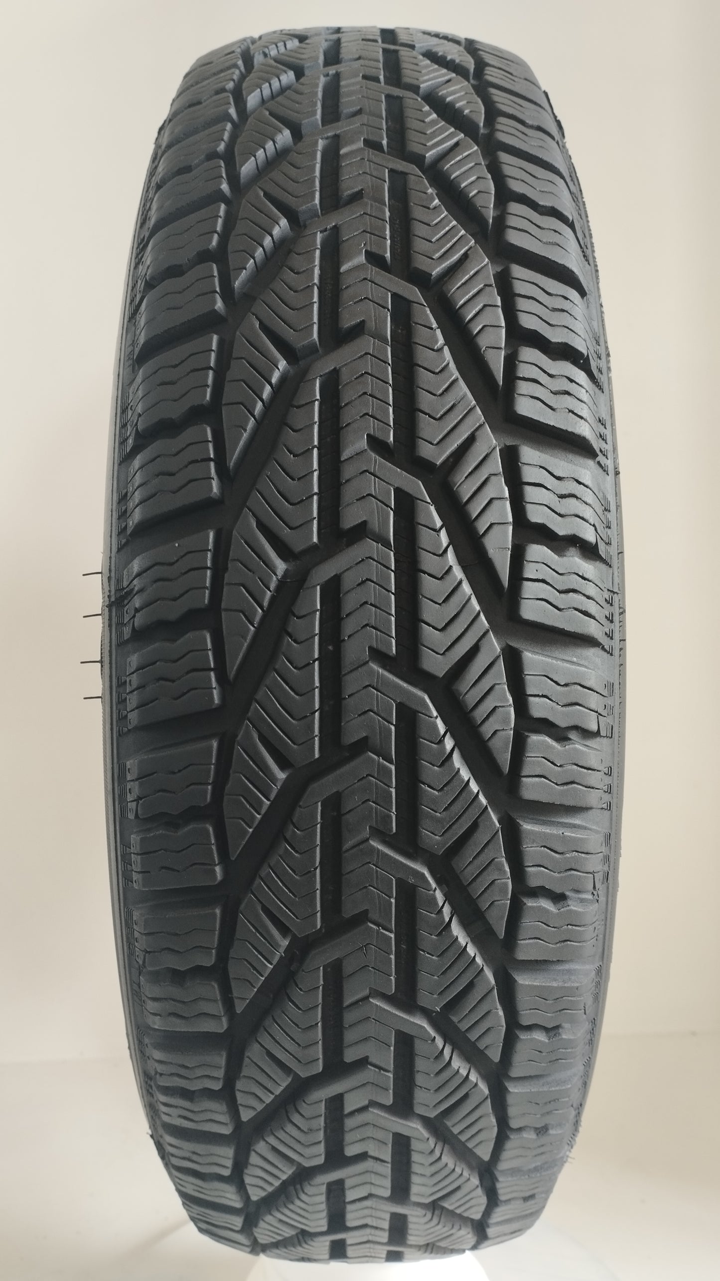 Pneumatici strial 175/65 r15 winter art. X204