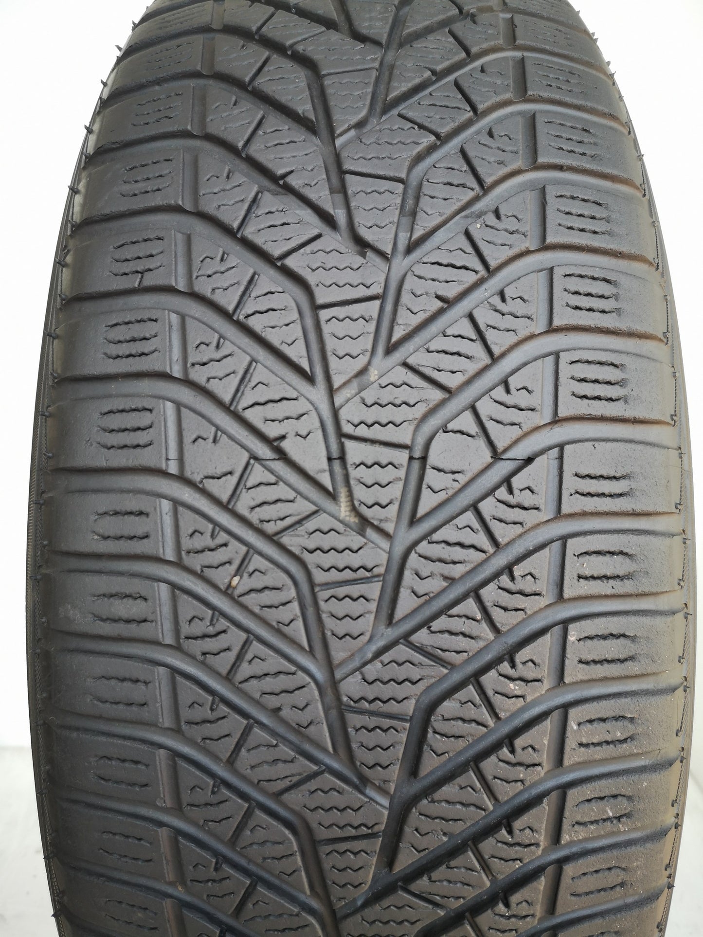 Yokohama 225/60 r17 v905 wdrive art. X45
