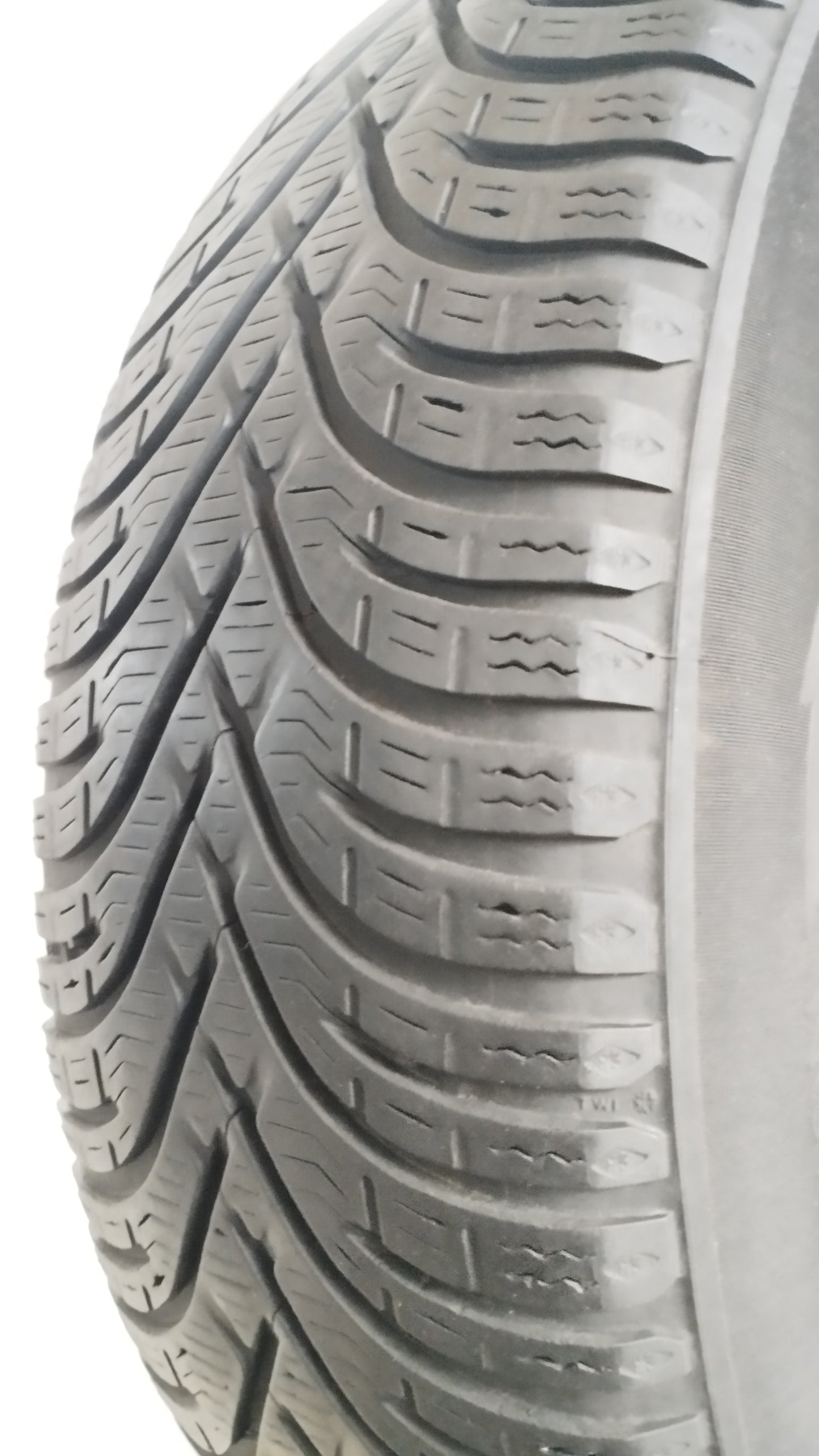 Bf goodrich 185/65 r15 g-force winter 2 art. X46