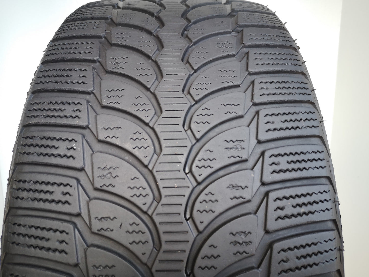 Bridgestone 255/45 r18 blizzak lm32 art. X70