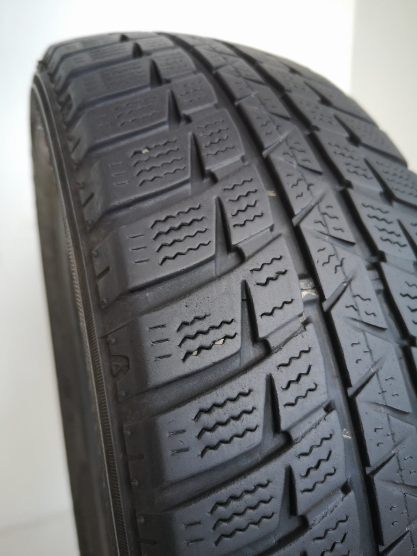 Falken 165/60 r15 hs 449 eurowinter art. X81