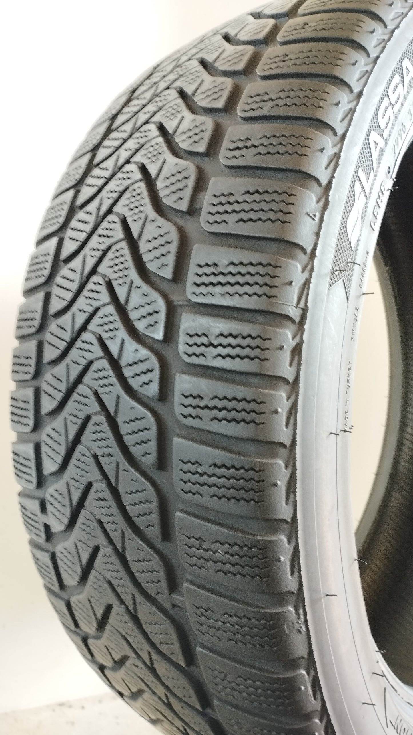 Lassa 225/45 r17 snoways-3 art. X90
