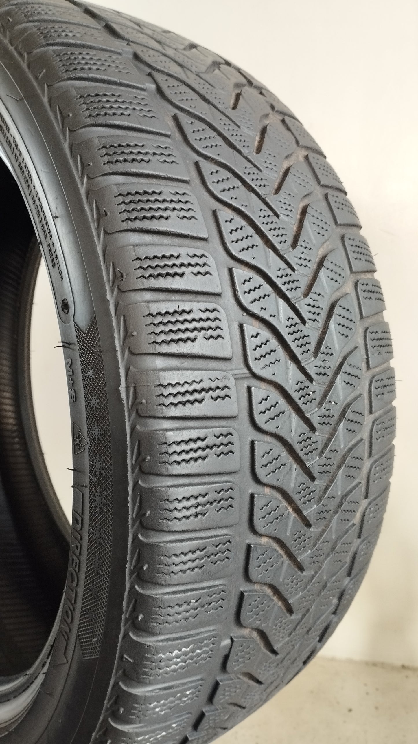 Lassa 225/45 r17 snoways-3 rif. X91