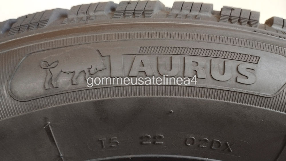 Taurus 215/65 r17 winter suv art. X954