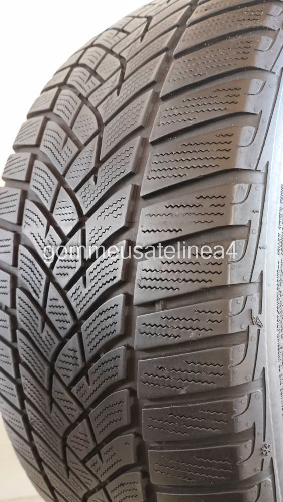 Goodyear 245/40 r19 ultragrip art. X962