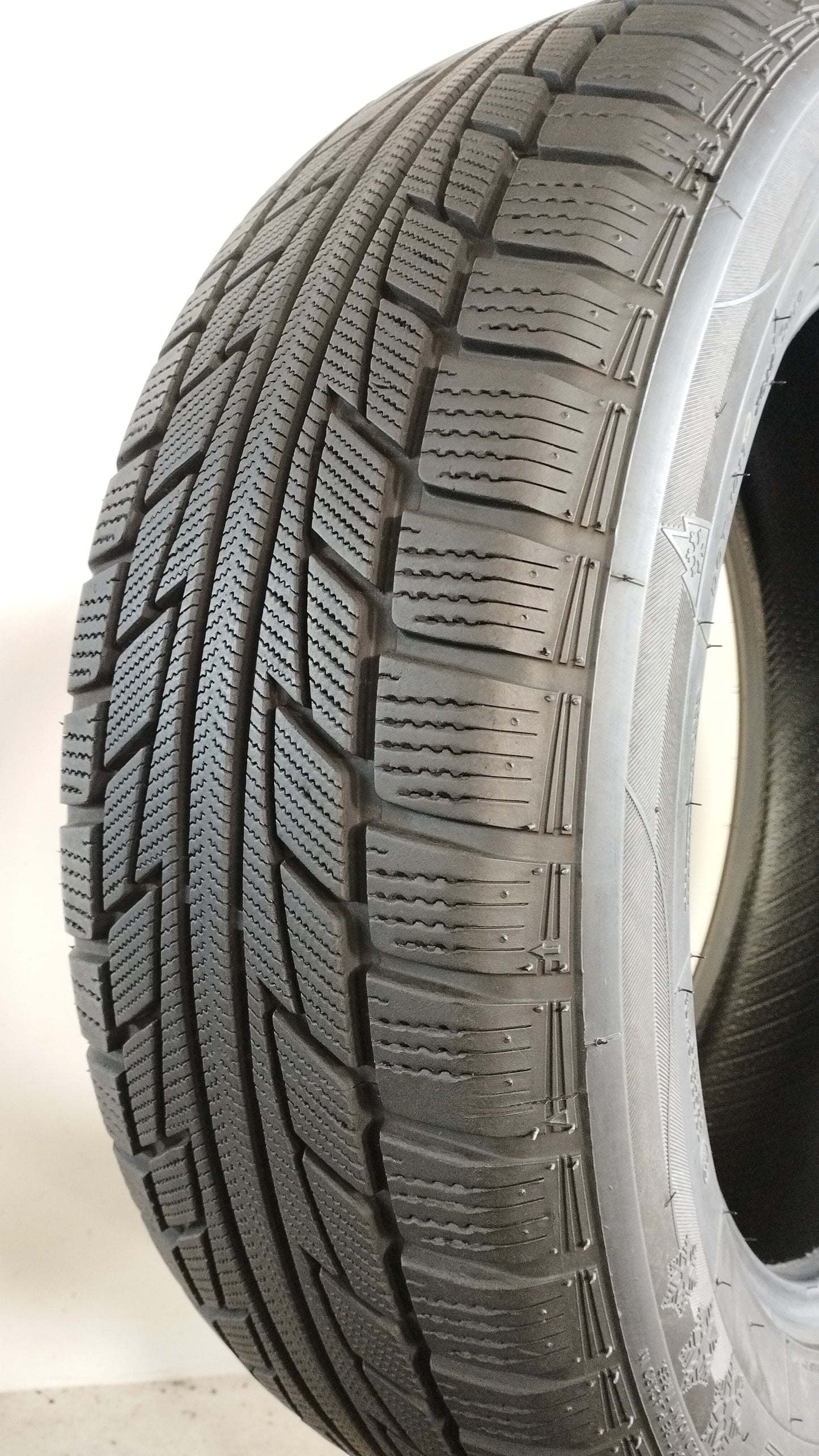 Nankang 235/60 r18 sv2 nk snow art. X97