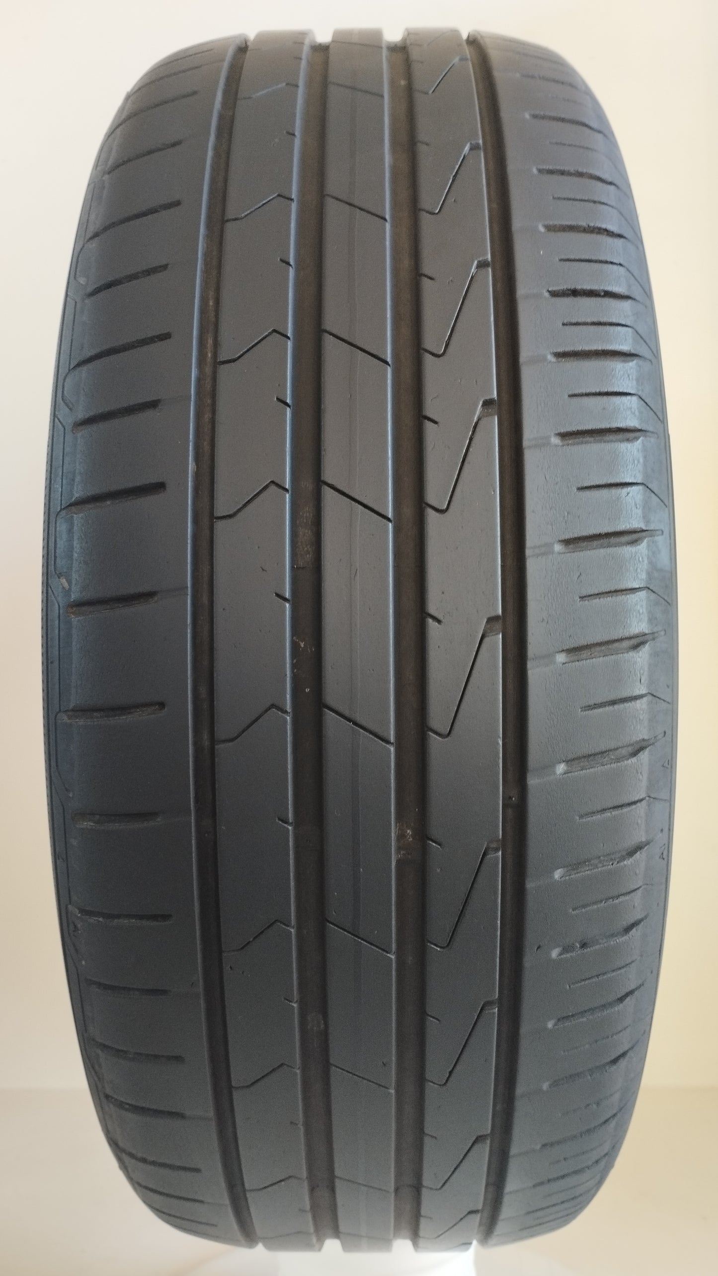 Hankook 215/55 r17 ventus prime 3 art. Y159