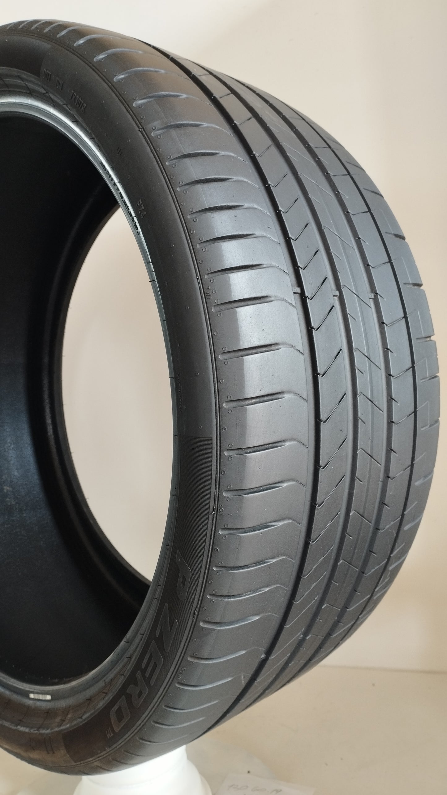 Pirelli 315/30 r22 pzero ii art. Y177
