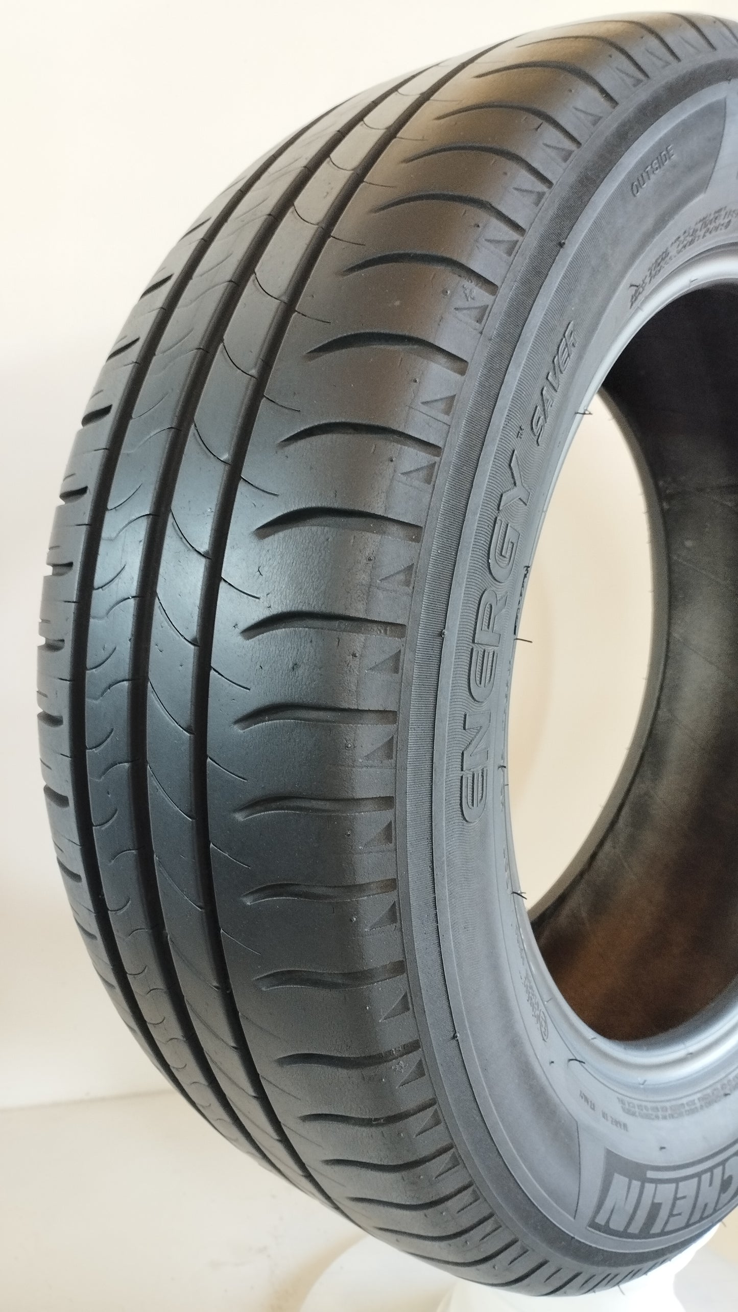 Michelin 215/60 r16 energy saver + art. Y207