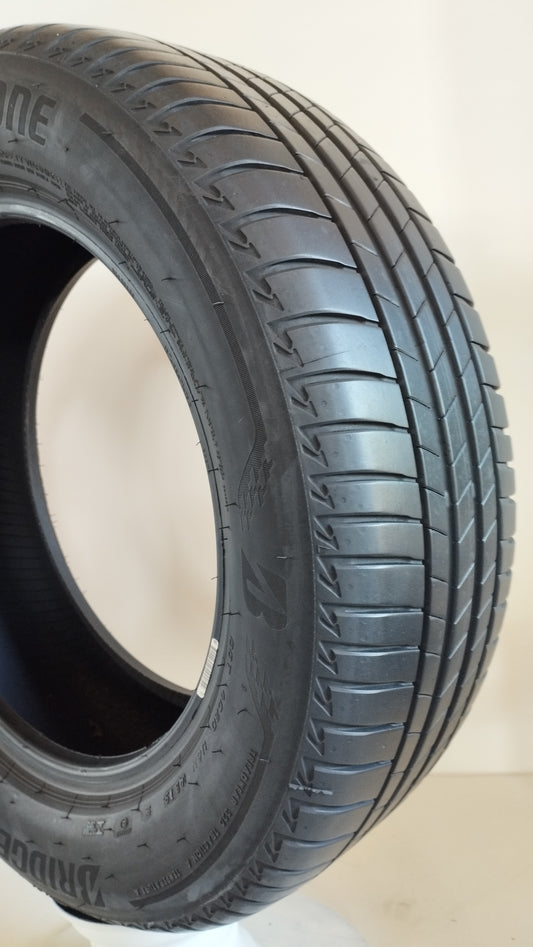 Bridgestone 205/60 r16 turanza t005 art. Y209