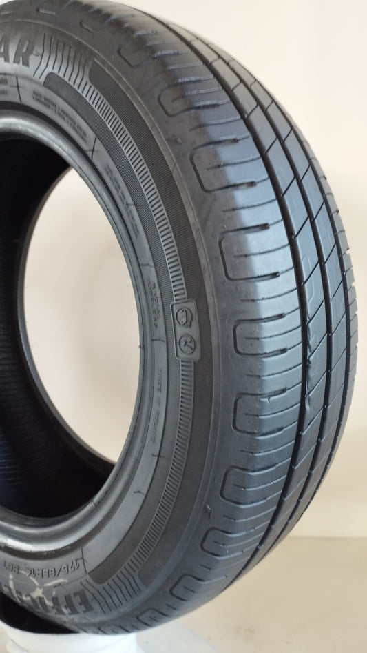 Goodyear 175/65 r14 efficient grip performance art. Y227