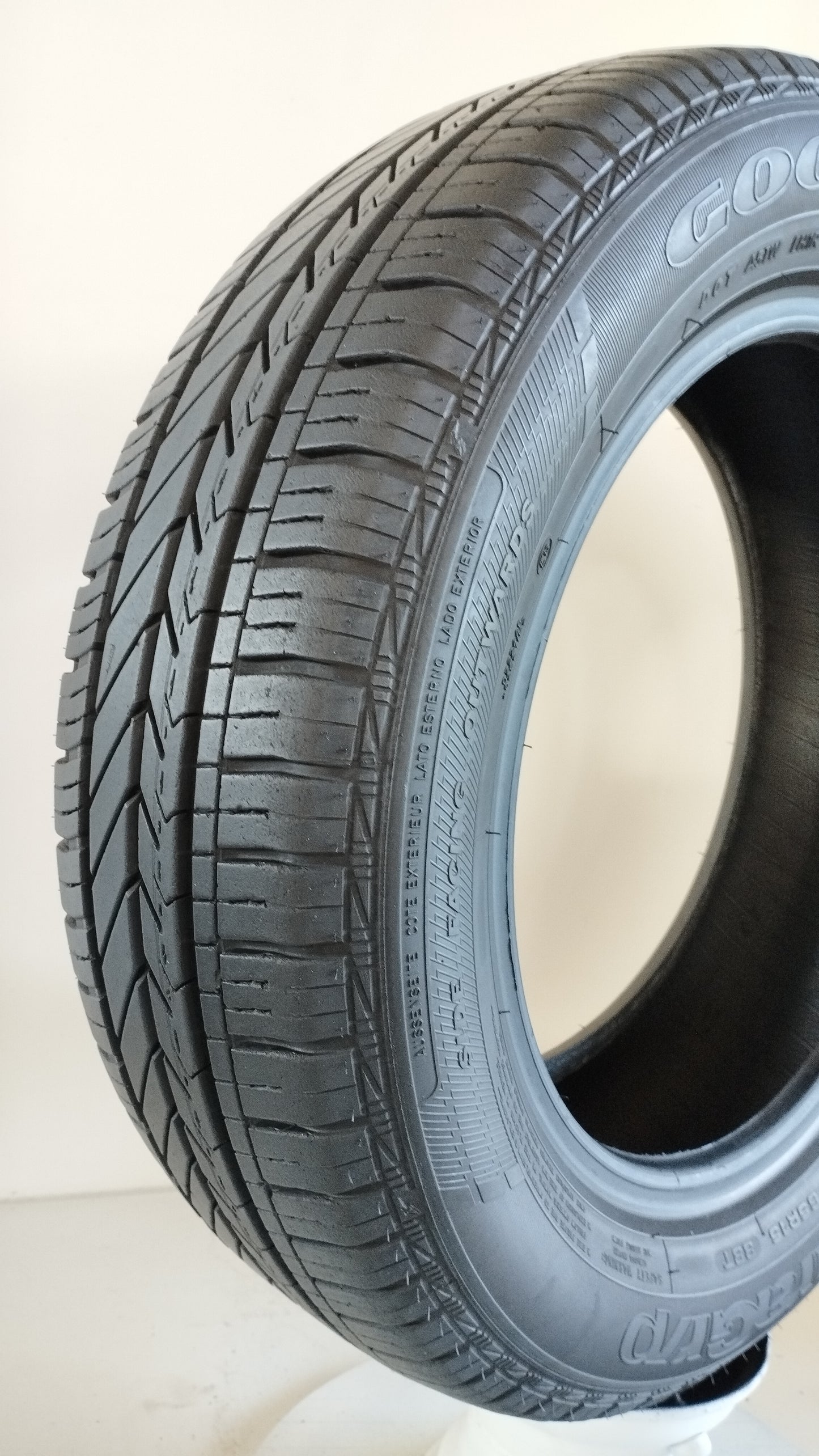 Goodyear 175/65 r15 duragrip art. Y232