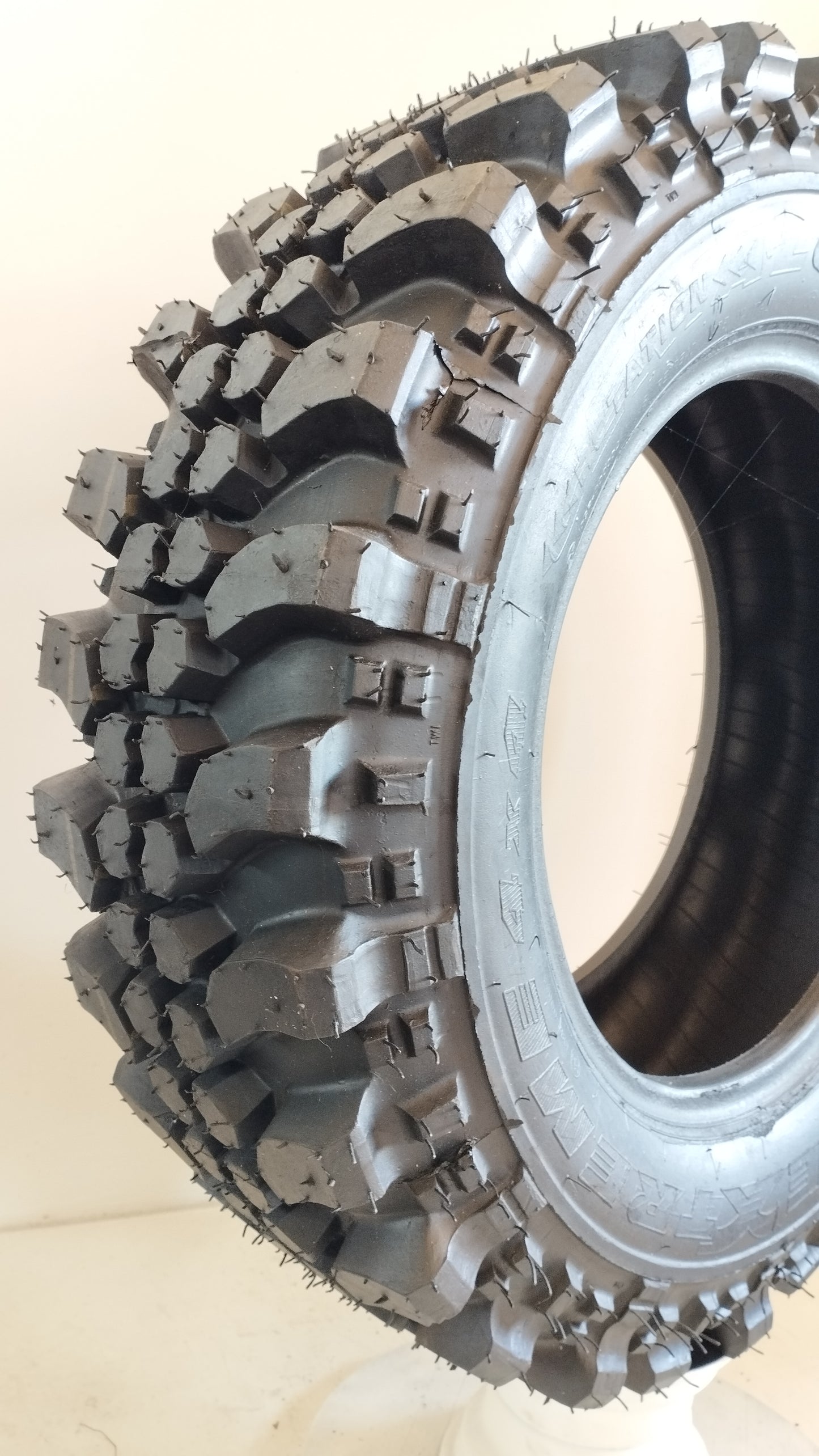 genial tyre 215/75 r15 extreme 4x4 ricoperto Art. Y23
