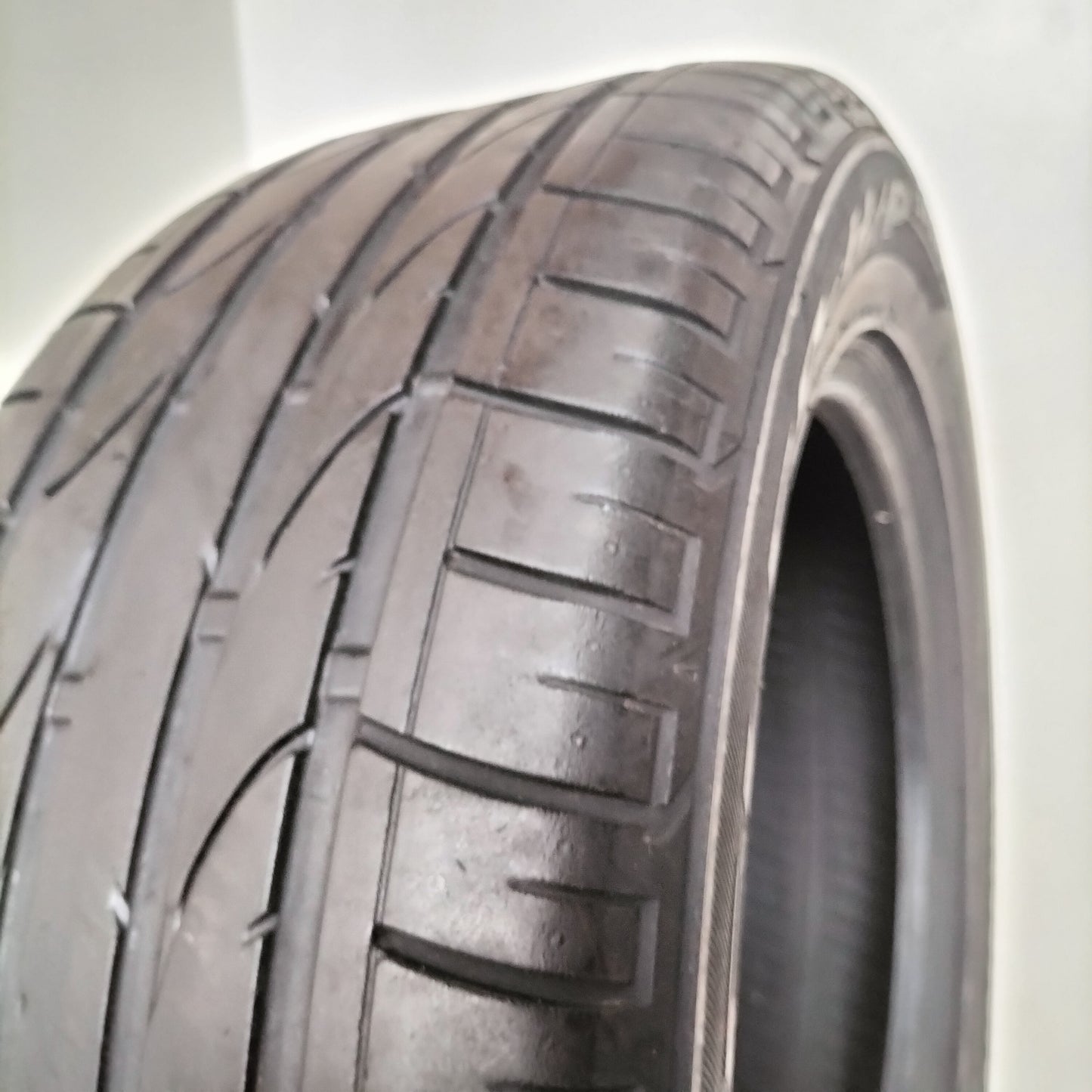 Bridgestone 235/55 r17 dueler hp sport art. Y413