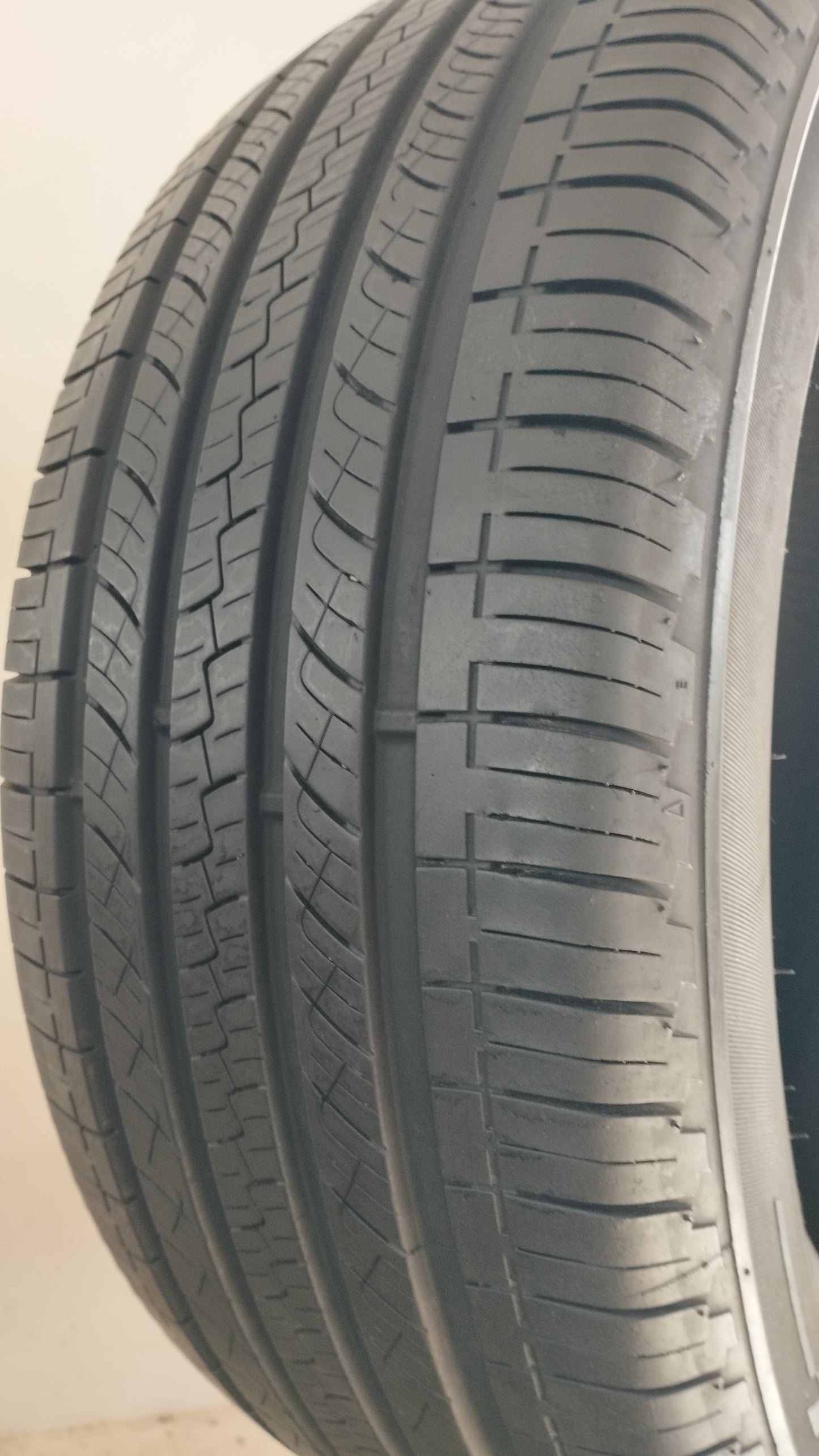 Gt radial 235/55 r17 savero suv art. Y52