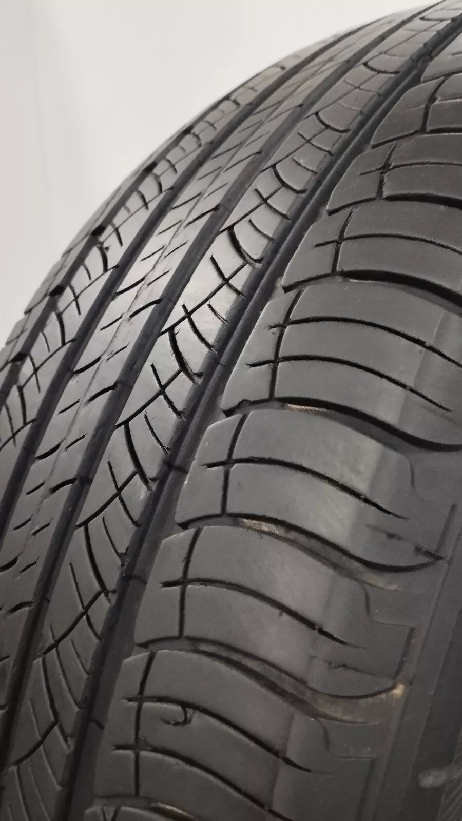 Michelin 235/60 r18 latitude tour hp art. Y763