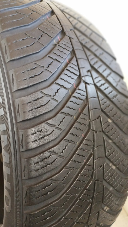 Kumho 235/50 r18 4s ha 31 solus art. Y921