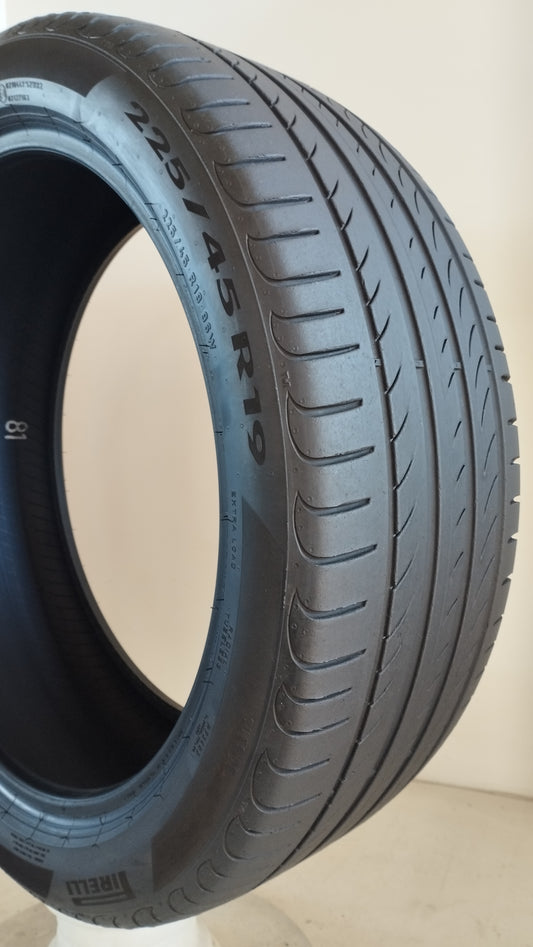 pirelli 225/45 r19 powergy cod.YY71
