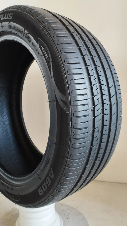 aplus 215/45 r16 A609 cod.YY208